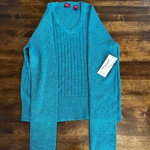 Valerie Stevens v neck sweater. NWT. Size XL. Turquoise blue.